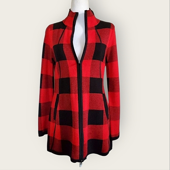 Adrienne Vittadini Buffalo Plaid Sweater - Picture 2 of 8